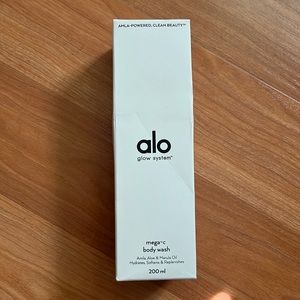 New Alo Glow Stystem mega-c body wash